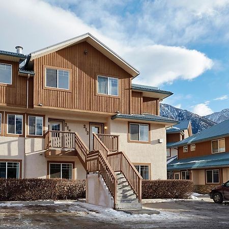 فيلا Mountain Gate - Pet Friendly 2Br W Mountain Views And Open Hot Tub كانمور المظهر الخارجي الصورة